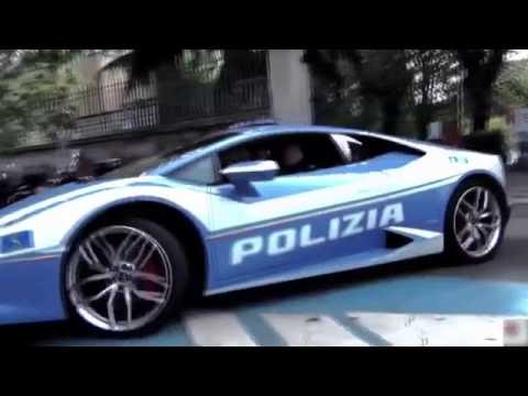 Lamborghini Huracan Polizia in azione nel trasportio di organi