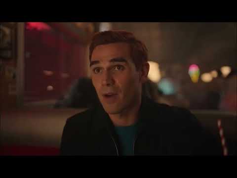 Riverdale 7x01 Archie and Veronica first date talking about Archie Andrews story 1950.