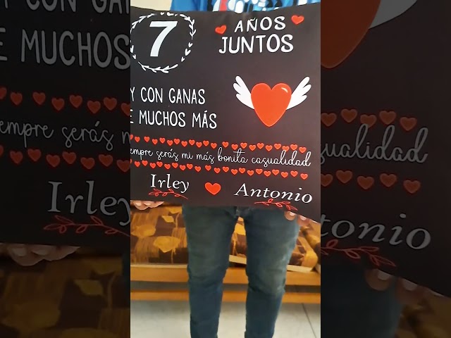 Vídeo relacionado con LolaPix Cojín Personalizado de Cine con Nombre. Regalos Personalizados. San Valentín. Impresión Total por Las 2 Caras. Varios tamaños. Relleno Incluido. Cenicienta