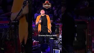 Remmy valenzuela llorando en Concierto 😭