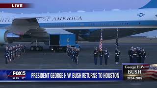 President Bush&#39;s body arrives back in Texas