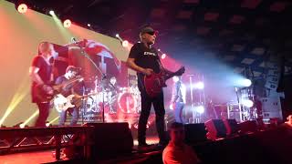 GUN : &quot;Black Heart&#39;   Live at Glasgow Barrowland 02 12 2017