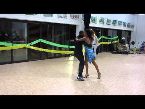 2013 06 15 - spai carioca samba weekend - shows - 3 - Sheila Aquino