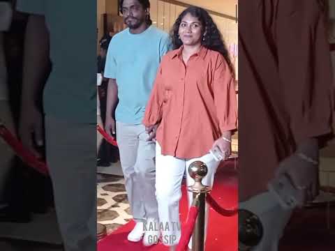 තිලක්ශනීගේ අත ගන්න යන නලුවා බලන්න දැකලා තියෙනවද කියලා ❤️Thilakshani Rathnayake & Nalin lusena😍