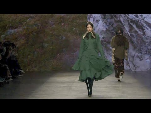 Sasha Gapanovich | Spring Summer 2022 | Full Show