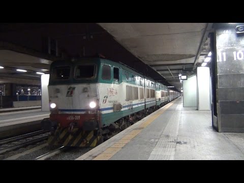E656.289 + E656.082 in partenza con l' ICN 1955 Roma Termini - Siracusa/Palermo Centrale