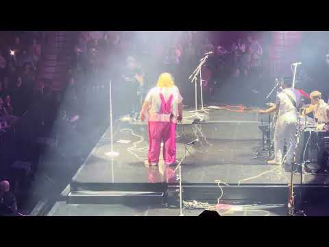 Talk centre Bell Montréal  25/10/23  school of rock