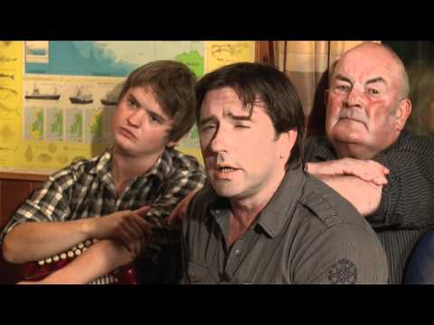 Traditional Irish Music from LiveTrad.com: Andrew Murray sings 'The Parting Glass'