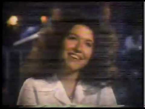 TV Ads - 1977 - Memorex Audio Cassette Tapes + Schlitz Beer + AIM Toothpaste + Austin AquaRama