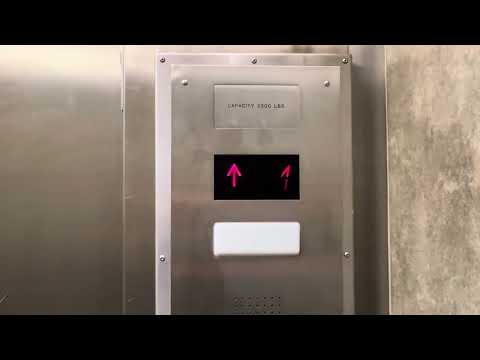 Elevator Tulane University Square