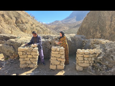 A Lonely Single Mother by a Wild River | Buying Daily Essentials & Building a Stone and Mud Bath🏕🌊