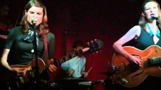 Smoke Fairies - Hotel Room (live at The Enterprise 11.08.2010)