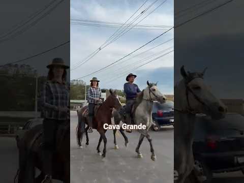 Desfile de cavaleiros em Cava Grande _ Marlieria MG