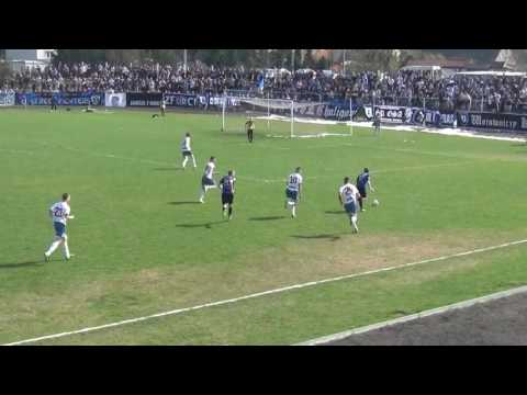 Bramki Ruczyńskiego i Berezy w meczu z Wisłą Fordon