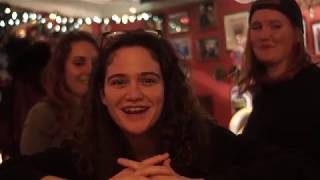 Chicago Handshake: Sports Boyfriend