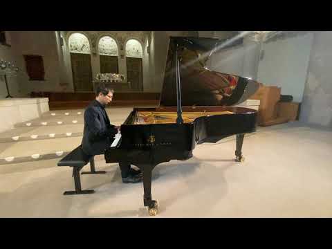 Daniel Xia Plays Chopin Nocturne in B major, Op.62 No.1