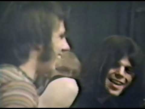 JOHNNY WINTER--1970 DETROIT TUBEWORKS DETROIT MI (FULL SHOW)