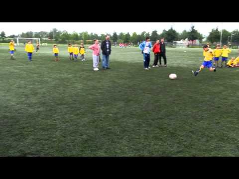 05 E8 penalties na de wedstrijd 10-9-2011 DSCN0536.MOV