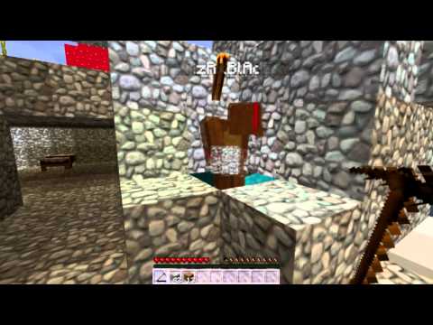 Minecraft: Skyblock 2.0 | Ep.16 w/ RzrBlade | Pig Escape!