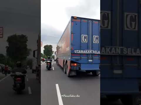 Thumbnail for Brutal Mercedes-Benz Actros 2636 LS Truck Engine Exhaust Sound by Gudang Garam TBK #shorts by Mercedes-Benz, Mercedes-Benz Actros