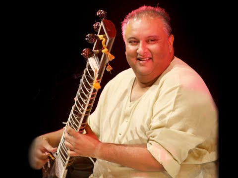 Ustad Shujaat Hussain Khan - Chhap Tilak Orignal Version - Ameer Khusru - by roothmens