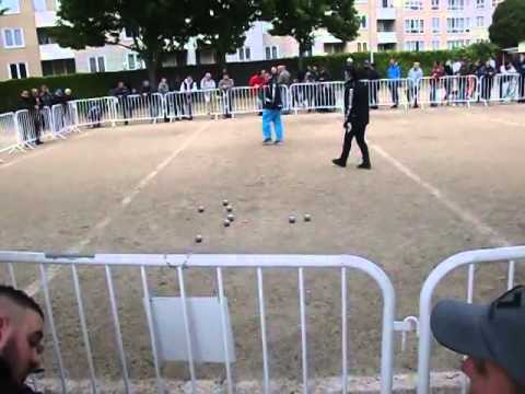 demi finale entre Leduc Frédéric, Leduc Stéphanie, et Abrioux Romain, Farigoule Carole