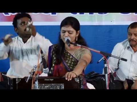 Urvashi Radadiya-Lok geet-Unchi talawadi ni kor......