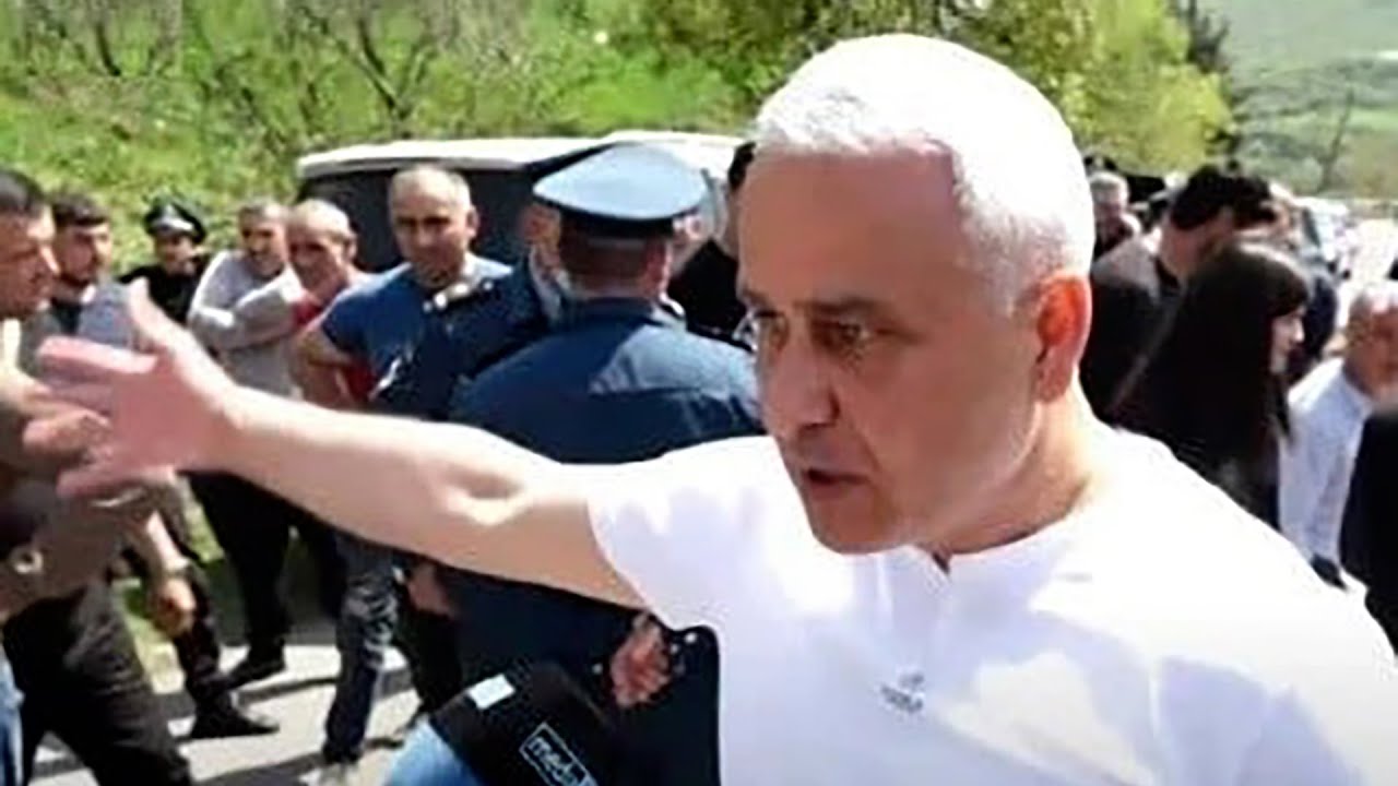 Չգիտեմ, որ հրամանատարի մոտից են փախել, իմ մոտից դասալիք չի եղել. գնդապետ Մախսուդյան