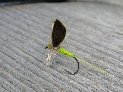 Perhonsidontaa / Fly Tying - Pieni Päikkäri Pintaperho / A Small Dun Dry Fly