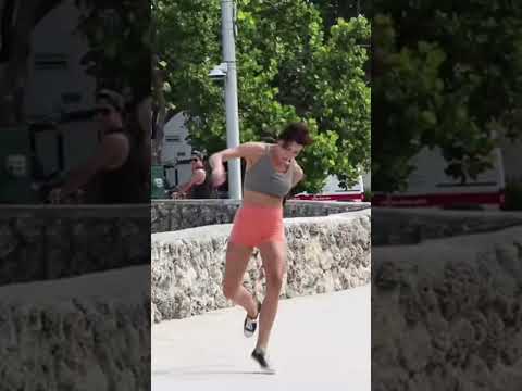 Runner prank 🤣#funny #funnyvideos #foryou #runner #prank #usa