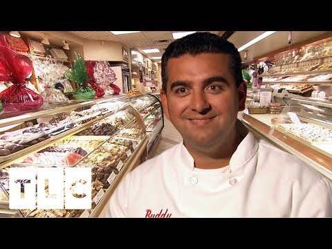 Carlo's XMAS EVE Celebrations | Cake Boss
