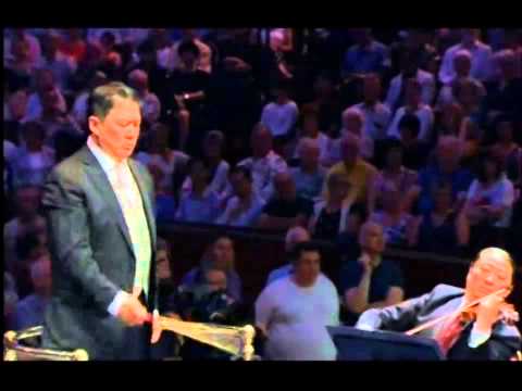 Elgar 'Pomp & Circumstance' No. 4 - China Philharmonic / Long Yu conducts