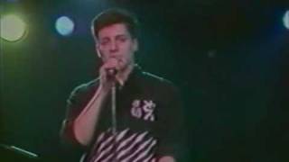 Liaisons Dangereuses - La Macho Y La Nena