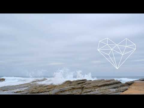 Niconé & Aracil - Moments ft. Odara Sol [Melodic House / Einmusika Recordings]