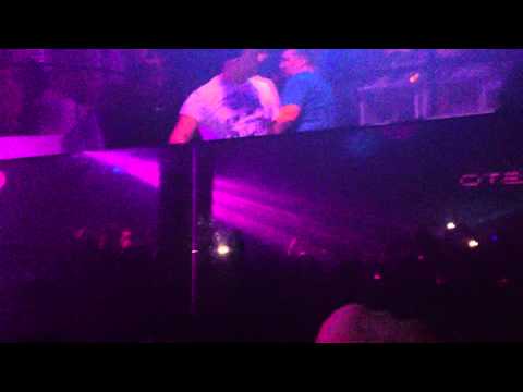 Tiesto @ Pacha 03-09-2012 (Hard Rock Sofa - Just cant stay away)