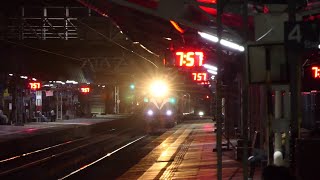 Download lagu EMD & Alco Bonanza: Diesel Hauled Trains of Indian Railways Clocking Upto 130 km/hr at Bilimora Jn.! mp3