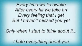Evanescence - I Hate Everything About You Lyrics