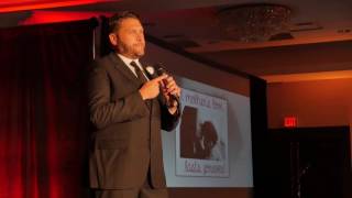 2016 Jody Mc Brayer sings Someone Like You at Christmas in the City