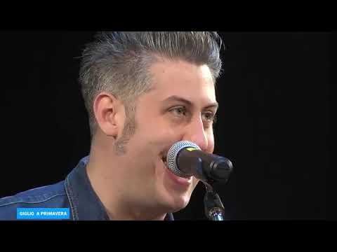 Waiting for Vintage Roots Festival - Lovesick Duo Live