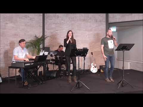 Uw liefde wint elke strijd (Opwekking 813) - Baptistengemeente Lemmer