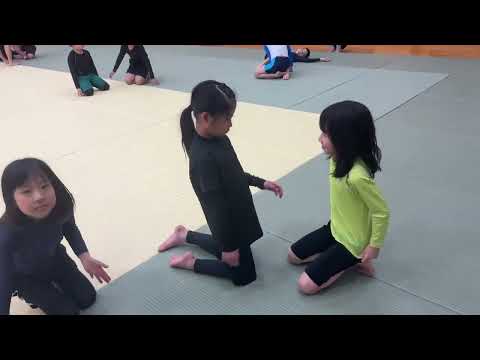 超可愛い女子ノーギ柔術スパーリング