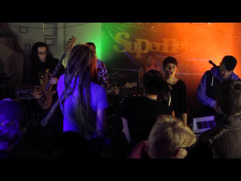 Supernormals 'Shut up and play'