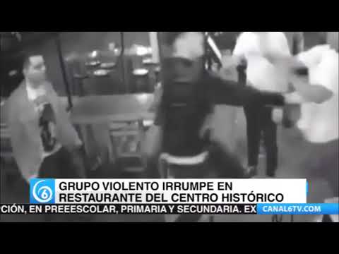 Un grupo violento irrumpe en el restaurante del Centro Histórico de la Cuidad de México
