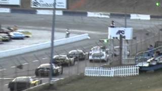 preview picture of video 'Travis Pastrana spins at Delaware Speedway ,, Ontario , Canada'