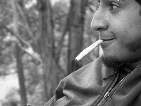 Weed - Hernán Ulloa