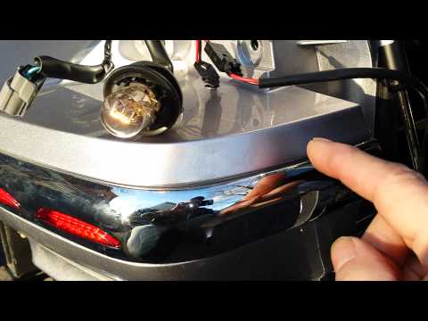 Kuryakyn GL 1800 saddlebag lighted molding install