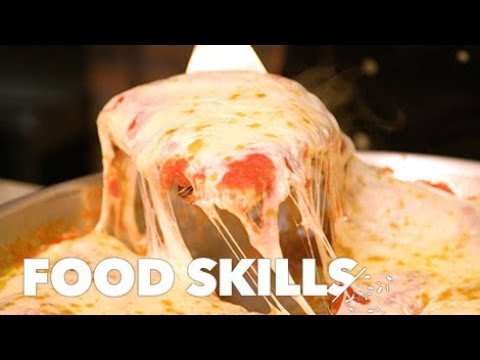 ミラノ風ピザとは?| ミラノ風ピッツァとは? (What Is Milan-Style Pizza? | Food Skills)
