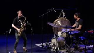 Mats Gustafsson &amp; Alfred Vogel - Live at Porgy &amp; Bess, Vienna, Austria, 2017-06-08 - 01. Gong