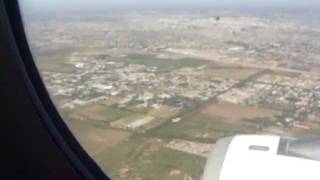 preview picture of video 'Aterrizaje en Aeropuerto Córdoba (Pajas Blancas, 29/03/2011)'