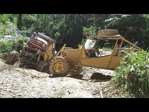 FUSCA 4x4 Turbo & Gaiola 4x4 com diferencial de omega - Trilha da Pedra Lisa Campo Magro-Pr
